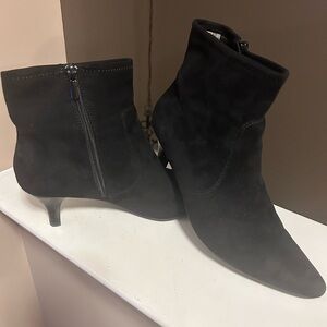 Impo Black Suede Kitten Heel Boots-9M